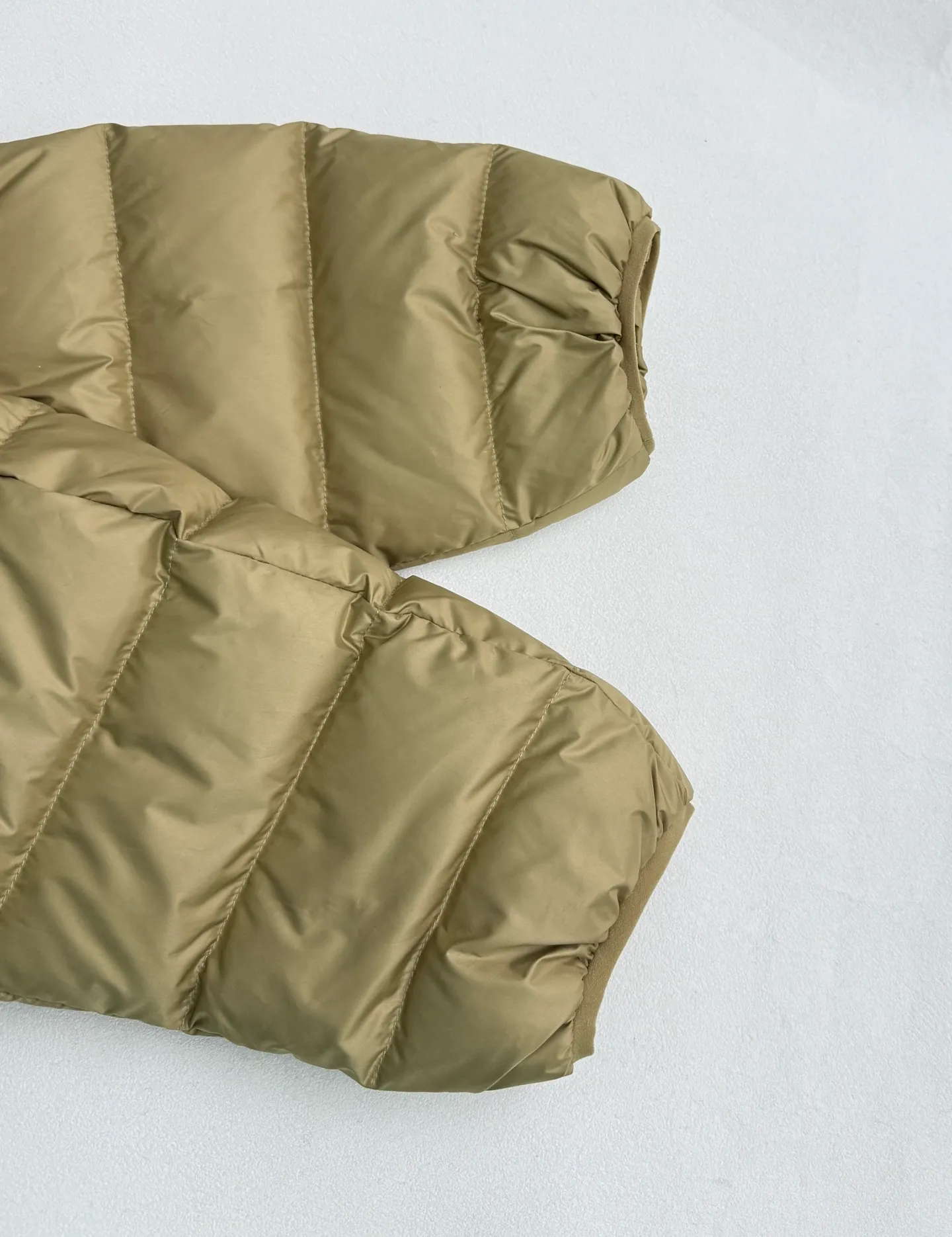 P930 Ralph Lauren Ralph Lauren embroidered light down jacket S/M/L/XL